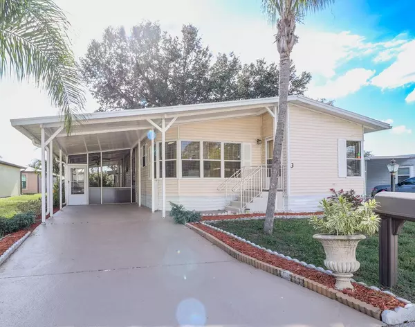 3 Espanola LN, Port Saint Lucie, FL 34952