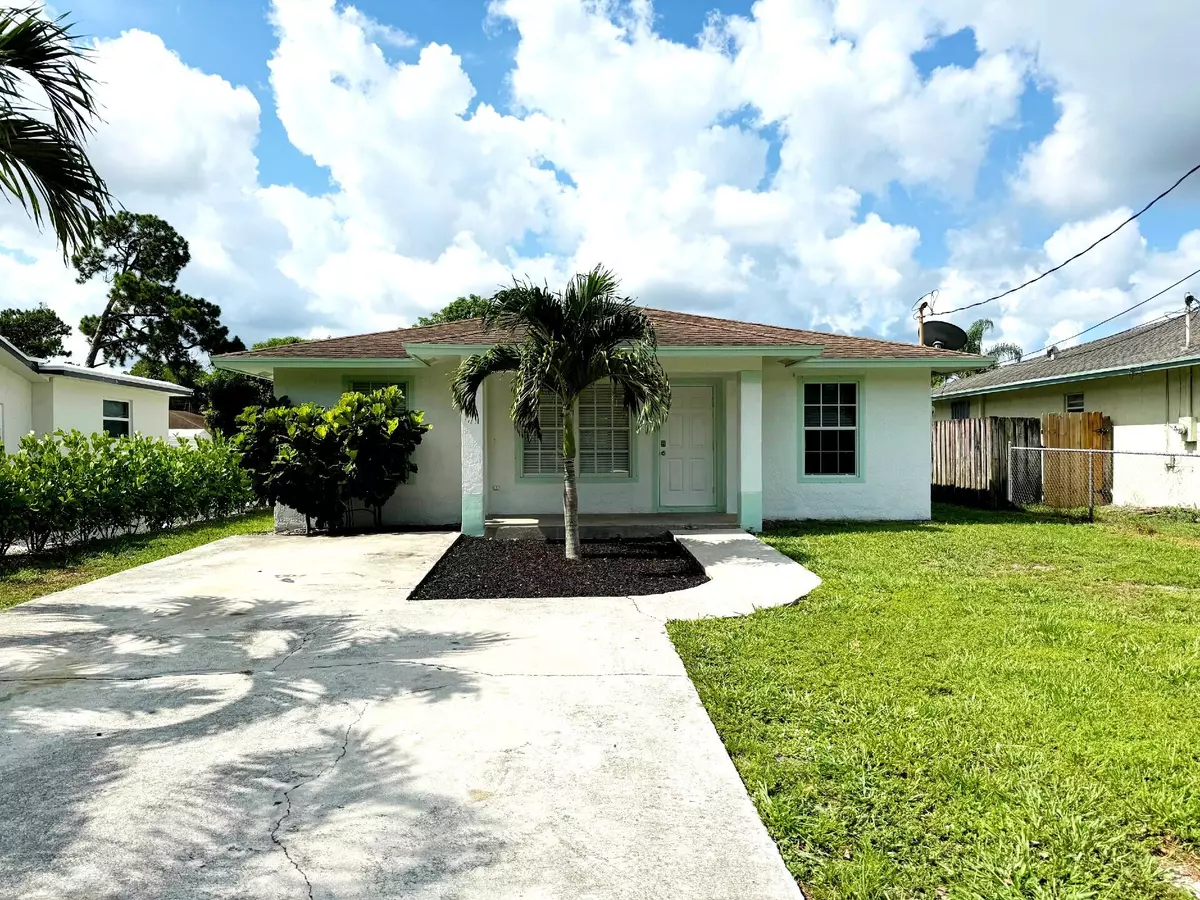 Jupiter, FL 33458,6682 4th ST