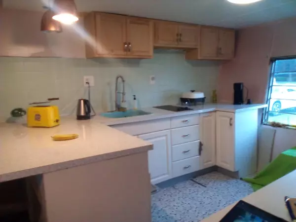 Delray Beach, FL 33445,14561 Barwick RD