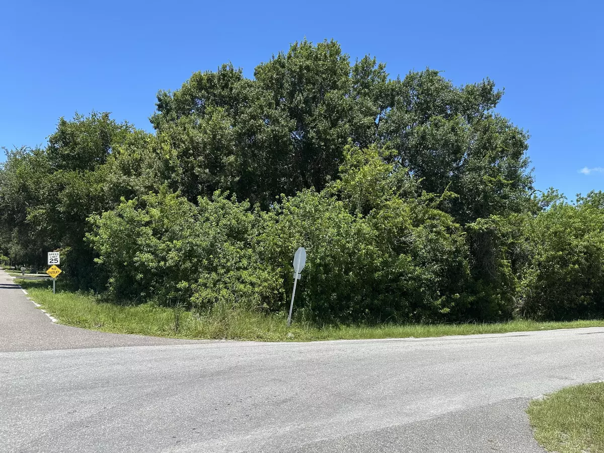 Okeechobee, FL 34972,2813 NW 4th ST