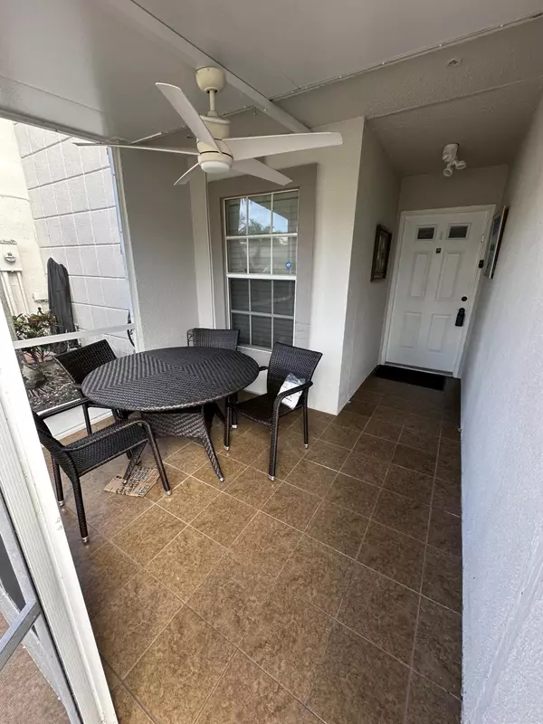 Boca Raton, FL 33496,9215 Flynn CIR 4