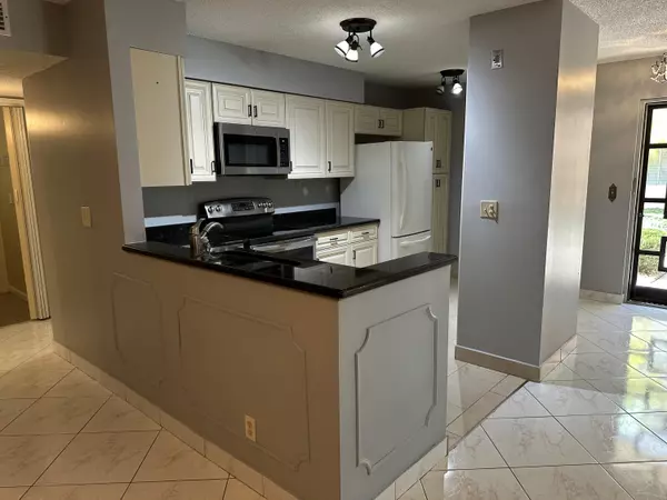 14905 Wedgefield DR 101, Delray Beach, FL 33446