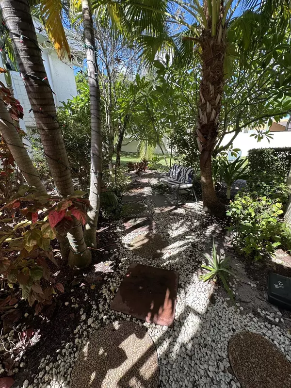 Delray Beach, FL 33446,14905 Wedgefield DR 101