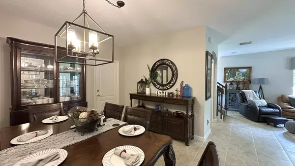 Greenacres, FL 33463,4702 Cohune Palm CT