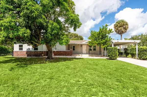 Palm Beach Gardens, FL 33410,8941 Sunset DR