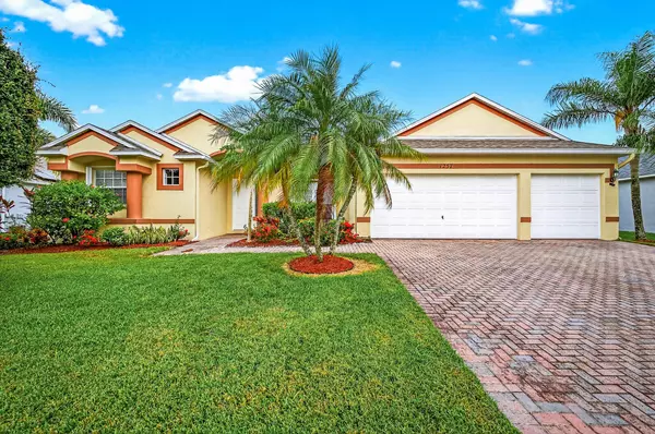 1257 Scarlet Oak CIR, Vero Beach, FL 32966