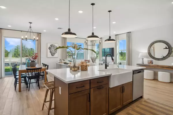 Stuart, FL 34997,130 SE Birch TER 1580