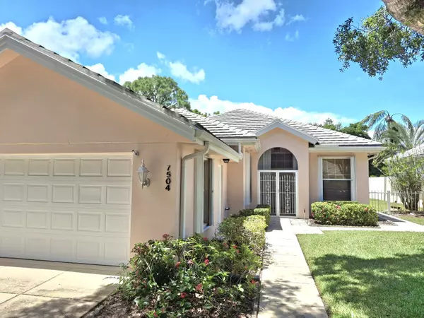 7504 SE Marsh Fern LN, Hobe Sound, FL 33455