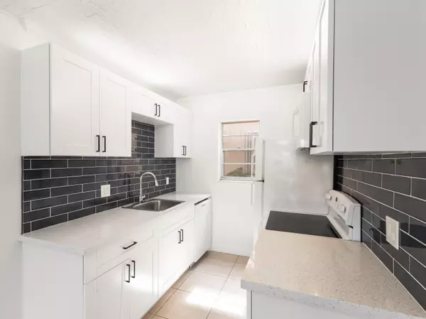 Boca Raton, FL 33432,600 SW 2nd AVE 1380