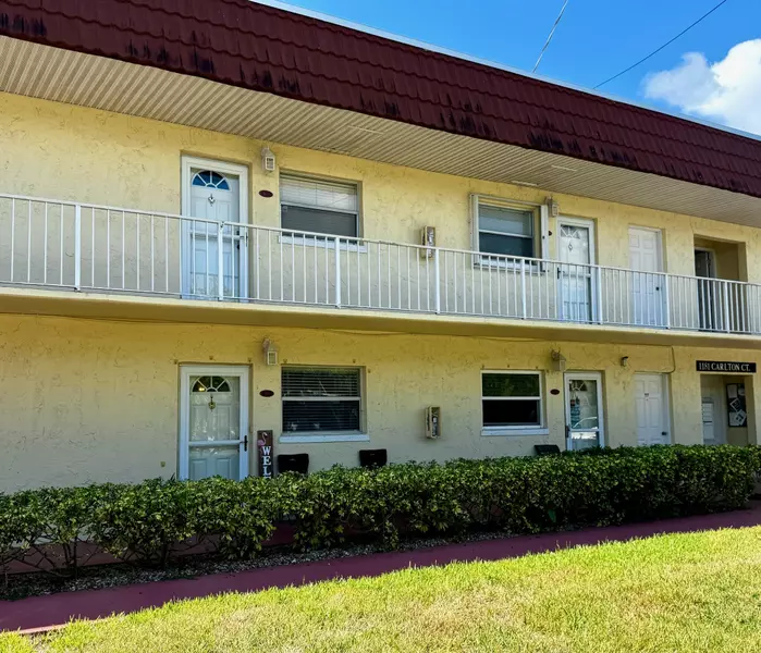 1181 Carlton CT 103, Fort Pierce, FL 34949