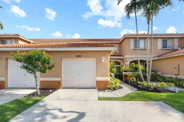 6184 Whalton ST, West Palm Beach, FL 33411