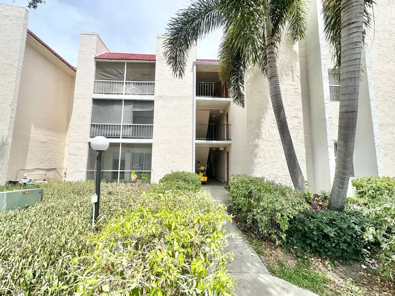 610 NW 13th ST 16, Boca Raton, FL 33486