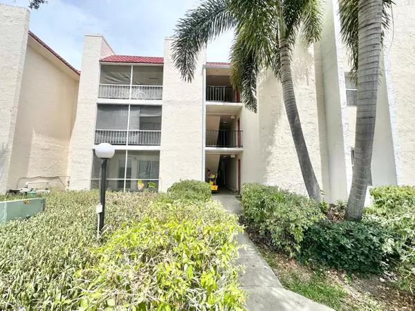 610 NW 13th ST 16, Boca Raton, FL 33486