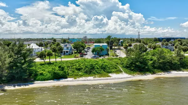 Fort Pierce, FL 34950,602 S Indian River DR