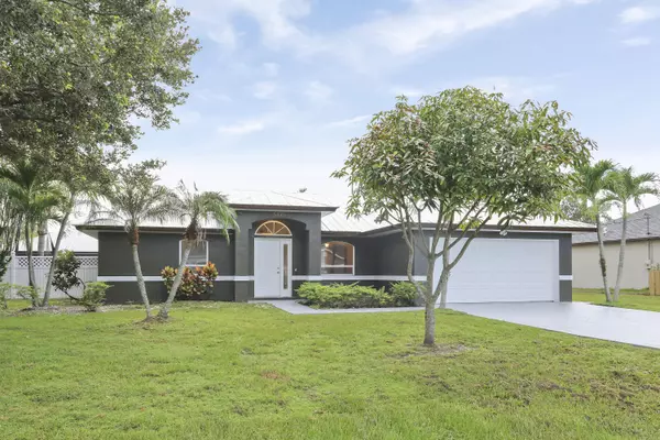 5475 NW Scepter DR, Port Saint Lucie, FL 34983