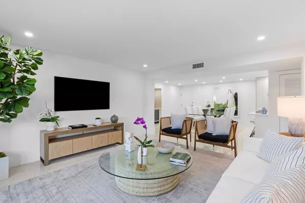 Palm Beach, FL 33480,170 N Ocean BLVD 208