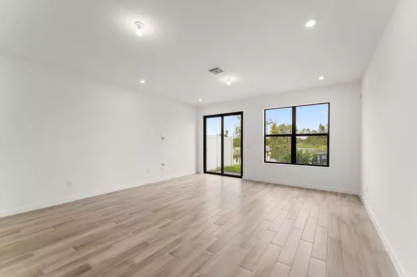 Lake Worth, FL 33467,7058 Channing AVE