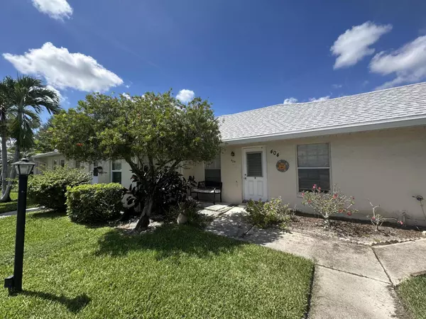 404 Bennington LN, Lake Worth, FL 33467