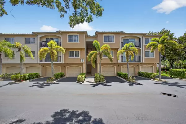 1100 S Crestwood CT 1113, Royal Palm Beach, FL 33411