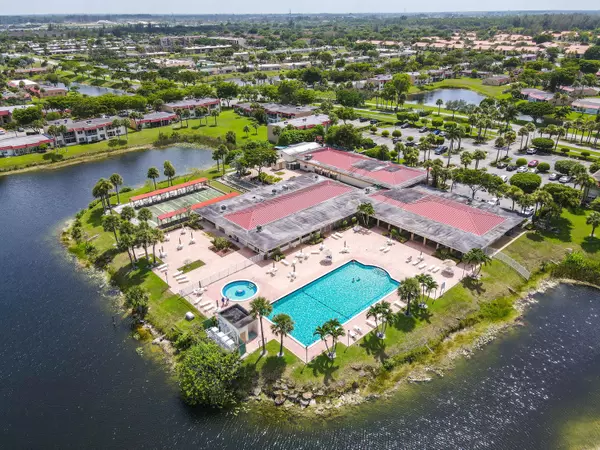 183 Lake Carol DR, West Palm Beach, FL 33411