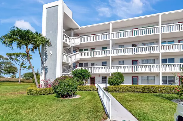 1020 Ellesmere B 1020, Deerfield Beach, FL 33442