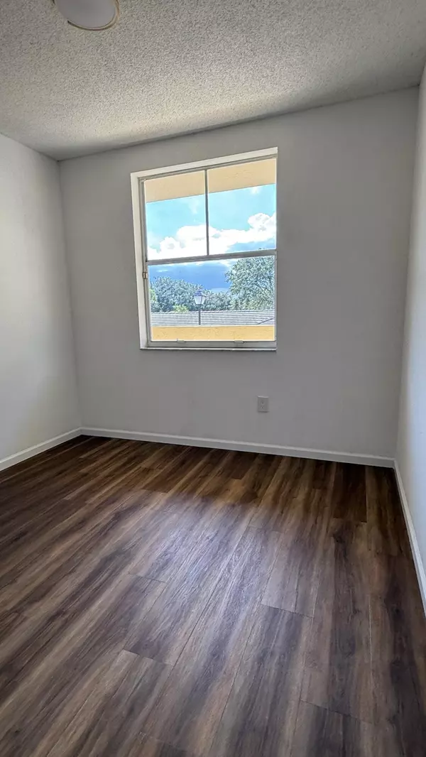 Wellington, FL 33414,2080 Greenview Shores BLVD 411