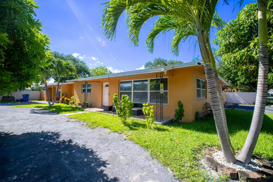 117 SE 22nd AVE, Boynton Beach, FL 33435
