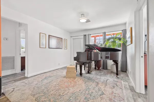 Oakland Park, FL 33309,4200 NW 12th AVE