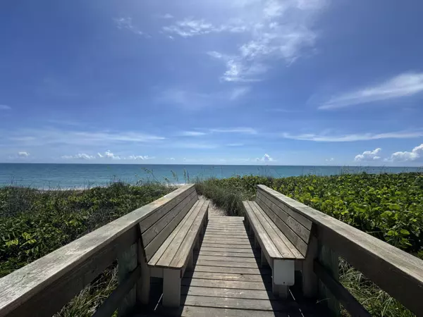 Stuart, FL 34996,1501 NE Ocean BLVD 9