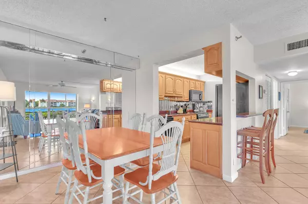 Jensen Beach, FL 34957,4444 NE Ocean BLVD G-1