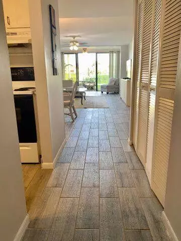 Lake Worth, FL 33467,4832 Esedra CT 105
