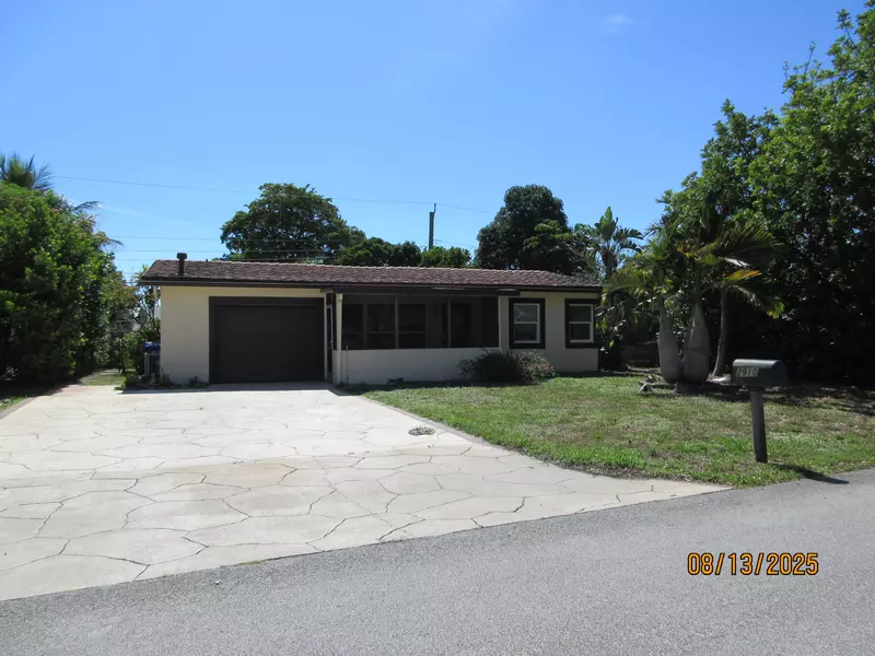 2910 NE 10th AVE, Pompano Beach, FL 33064