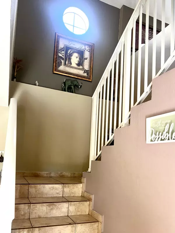Hialeah, FL 33015,17320 NW 74th AVE 202