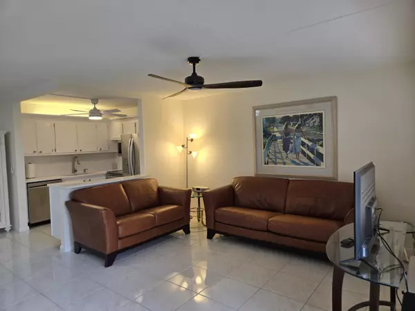 Boca Raton, FL 33434,594 Fanshaw O 594