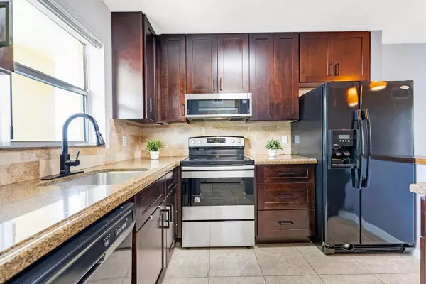 Boca Raton, FL 33428,9949 Sandalfoot BLVD 546