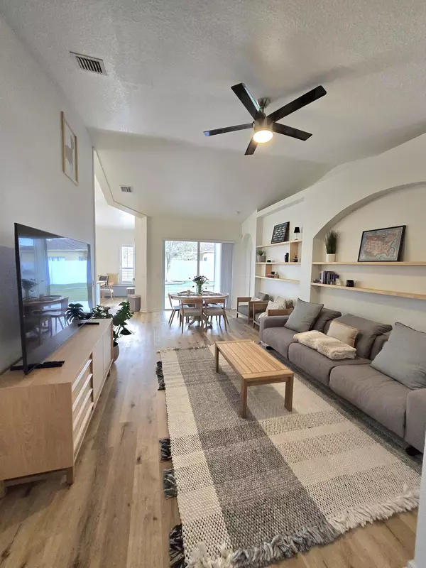 Fort Pierce, FL 34951,6001 Spring Lake TER