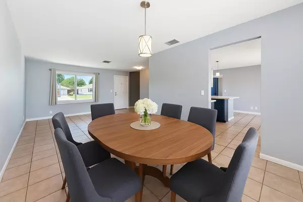 Boynton Beach, FL 33426,2532 SW 11th CT