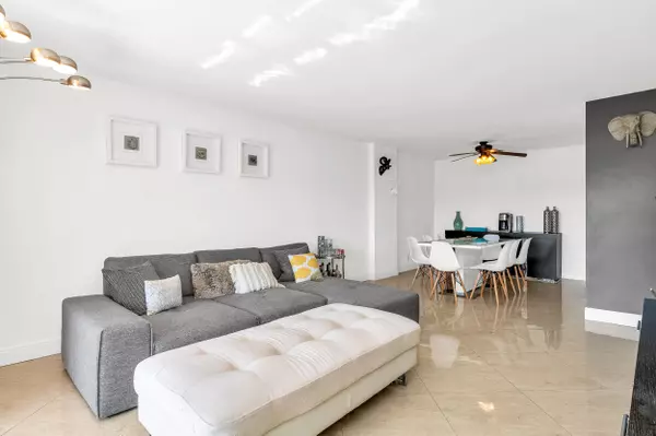 Boca Raton, FL 33432,1111 S Ocean BLVD 420