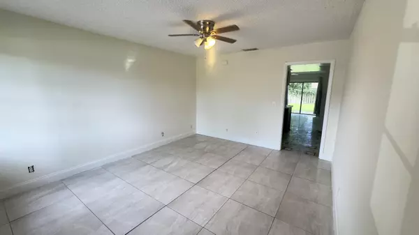 Wellington, FL 33414,1015 Staghorn ST