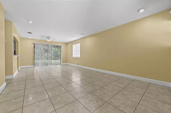 West Palm Beach, FL 33409,1924 Ware CIR