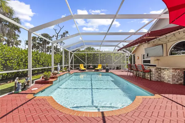 15193 Oak Chase CT, Wellington, FL 33414