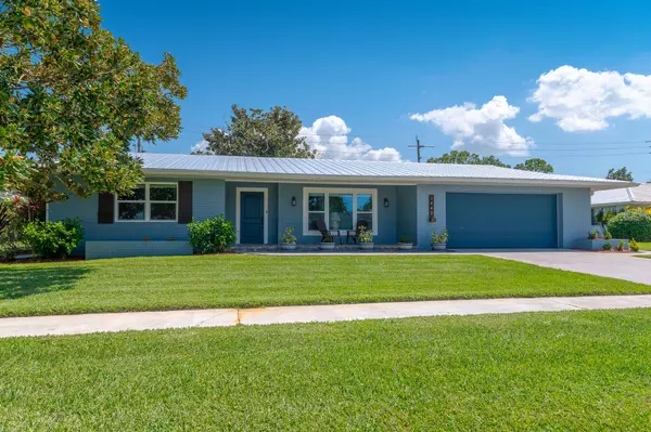 1442 SE Sunshine AVE, Port Saint Lucie, FL 34952