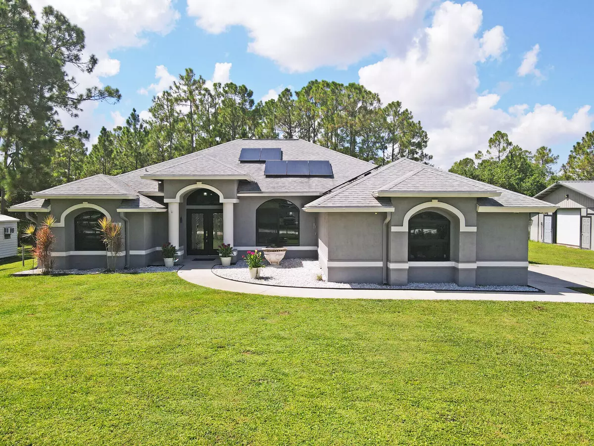 Loxahatchee, FL 33470,17068 N 84th CT