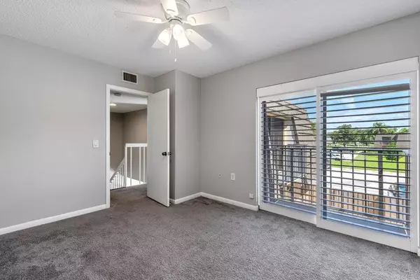 West Palm Beach, FL 33407,117 1st Way