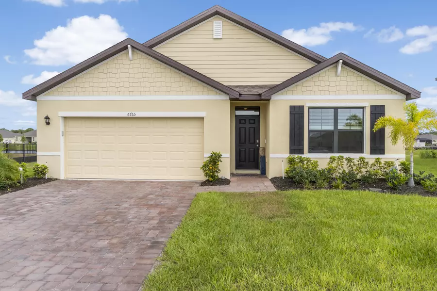 6765 Topaz DR, Grant Valkaria, FL 32949