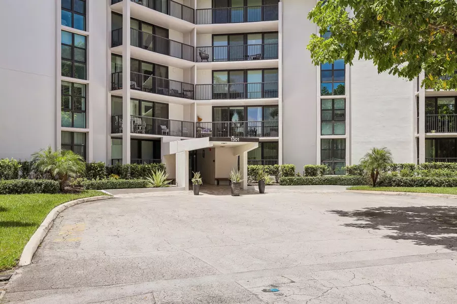 1301 River Reach DR 119, Fort Lauderdale, FL 33315