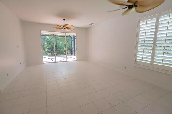 Port Saint Lucie, FL 34986,603 SW Treasure CV