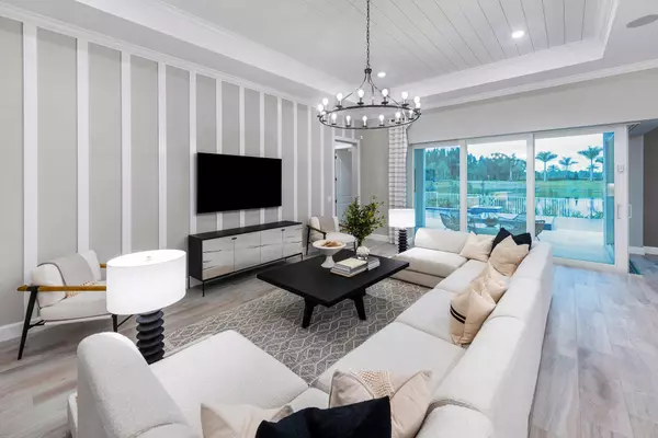 Davie, FL 33328,5008 Naugle WAY Stellar 48