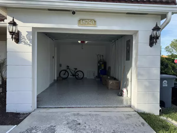 Boca Raton, FL 33496,18750 Caspian CIR