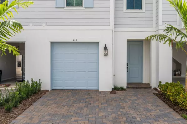 Stuart, FL 34997,146 SE Birch TER 1686